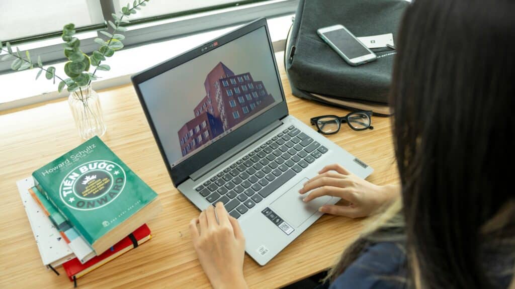 Reliable, fast internet in Hungary for remote workers. We help expats get connected with Telekom Fiber – 300, 1000 or 2000 Mbps. Simple, fast, in English.